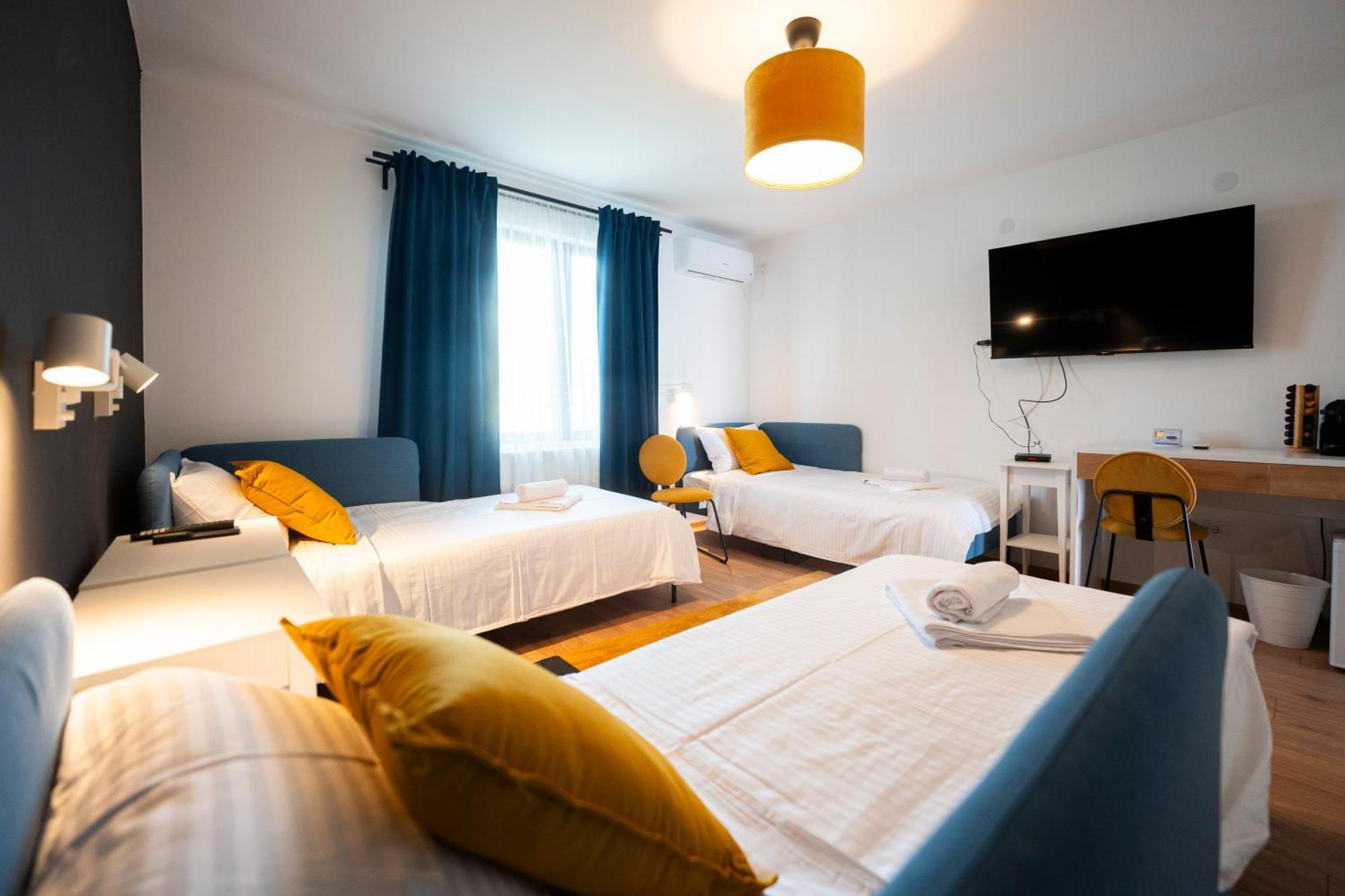 Cozy Nook B&B - Free Private Parking Novi Sad Esterno foto