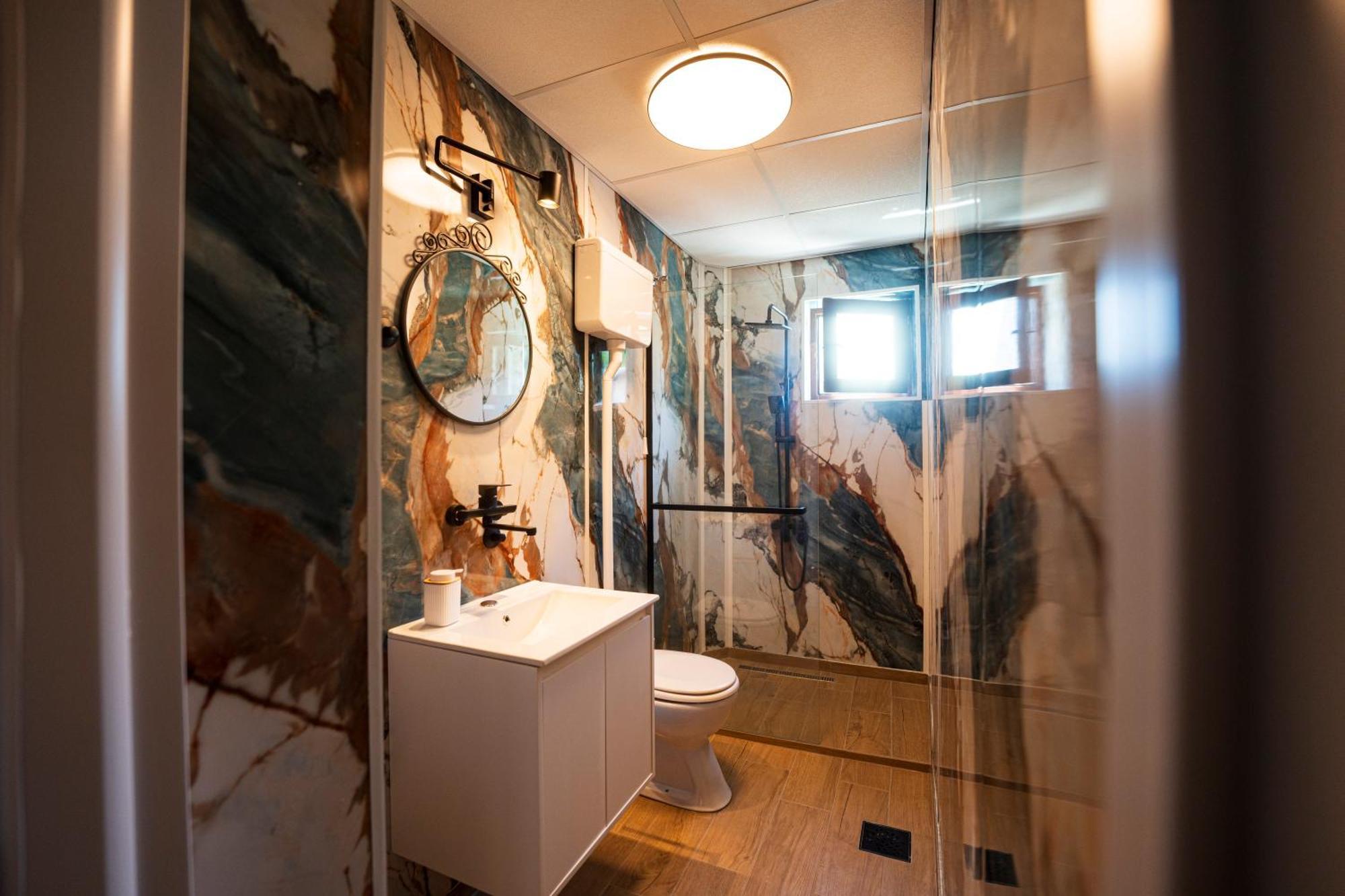 Cozy Nook B&B - Free Private Parking Novi Sad Esterno foto