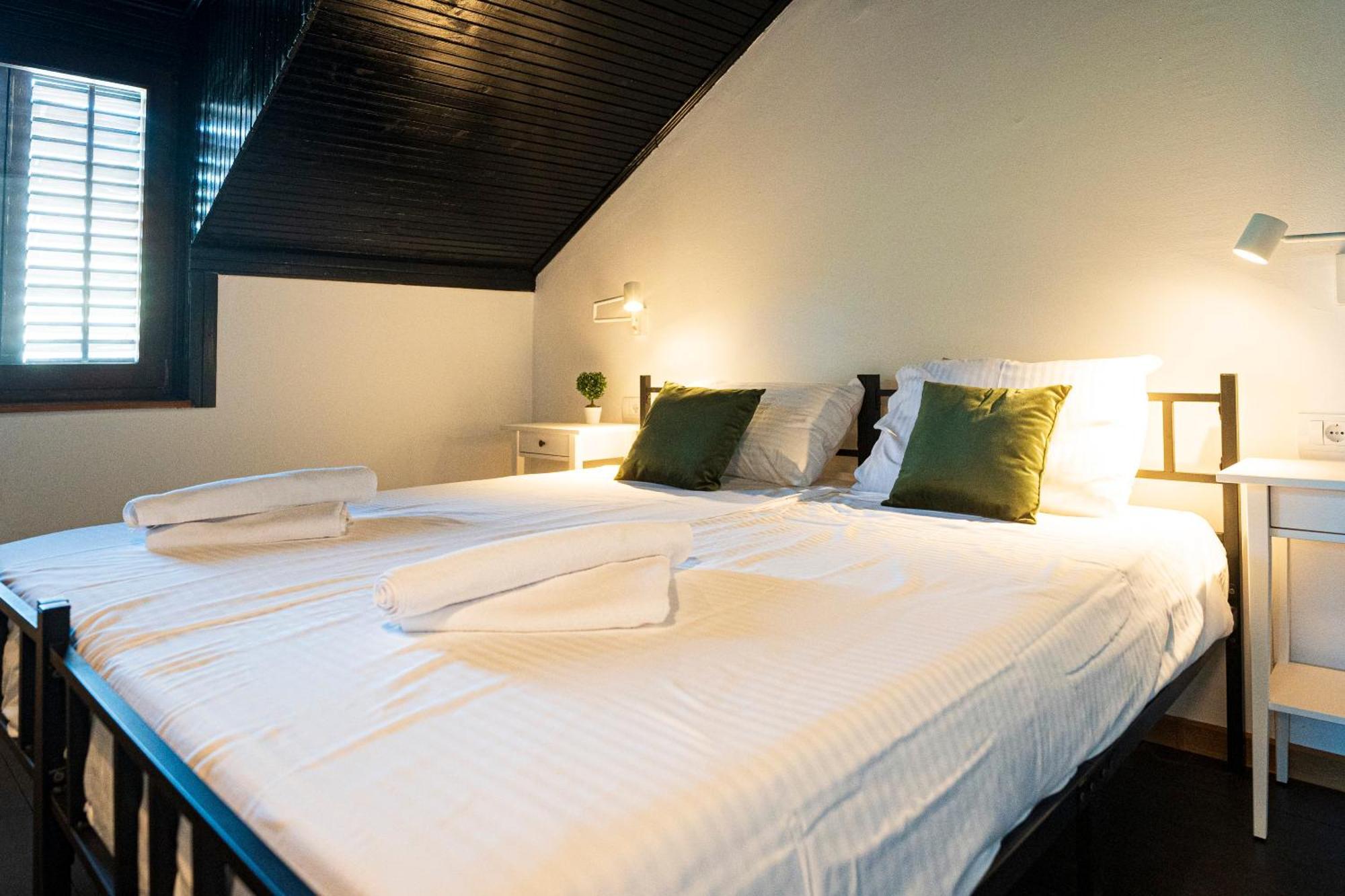 Cozy Nook B&B - Free Private Parking Novi Sad Esterno foto